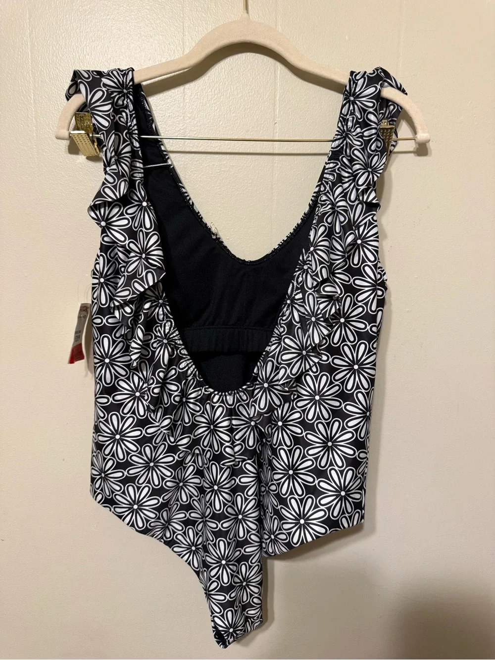 Kenny Flowers Black Floral Ruffle One-Piece Swimsuit for Women’s